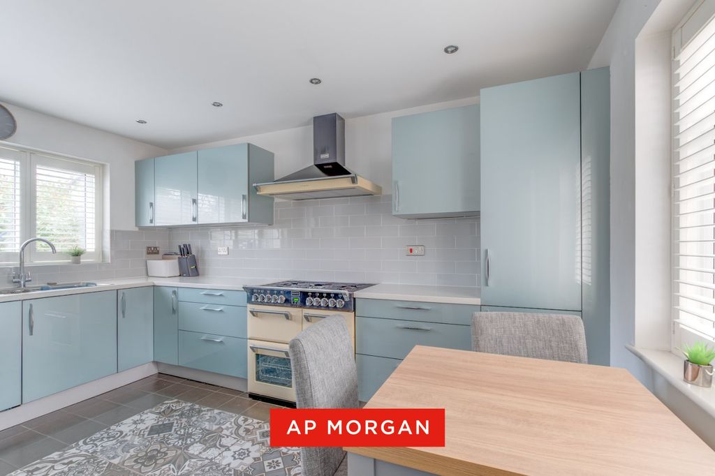 Property photo 2 of 30 Picture No. 26