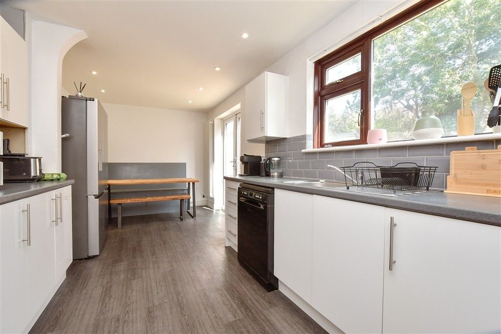 Property photo 3 of 17 Kitchen/Diner