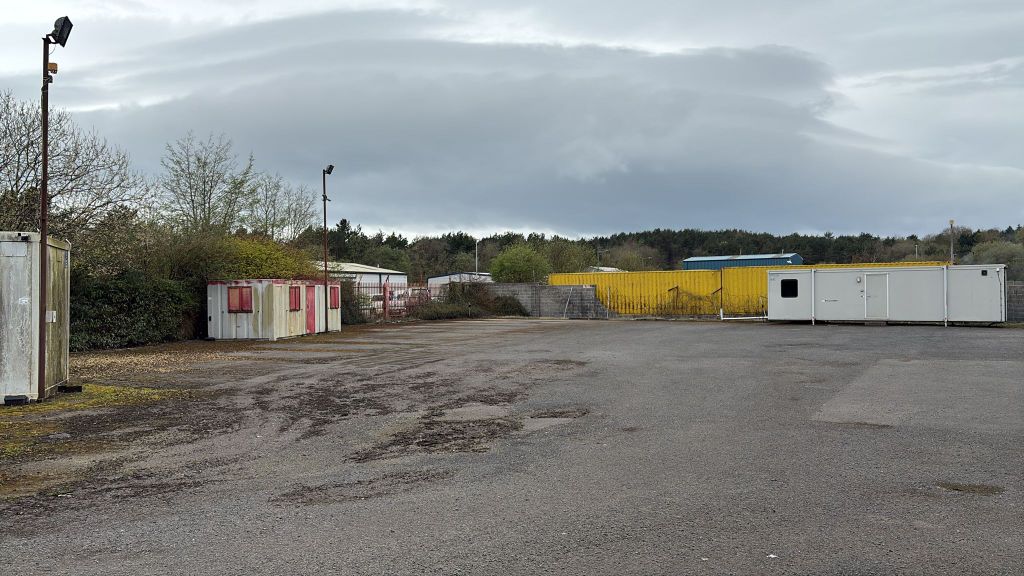 Property photo 3 of 6