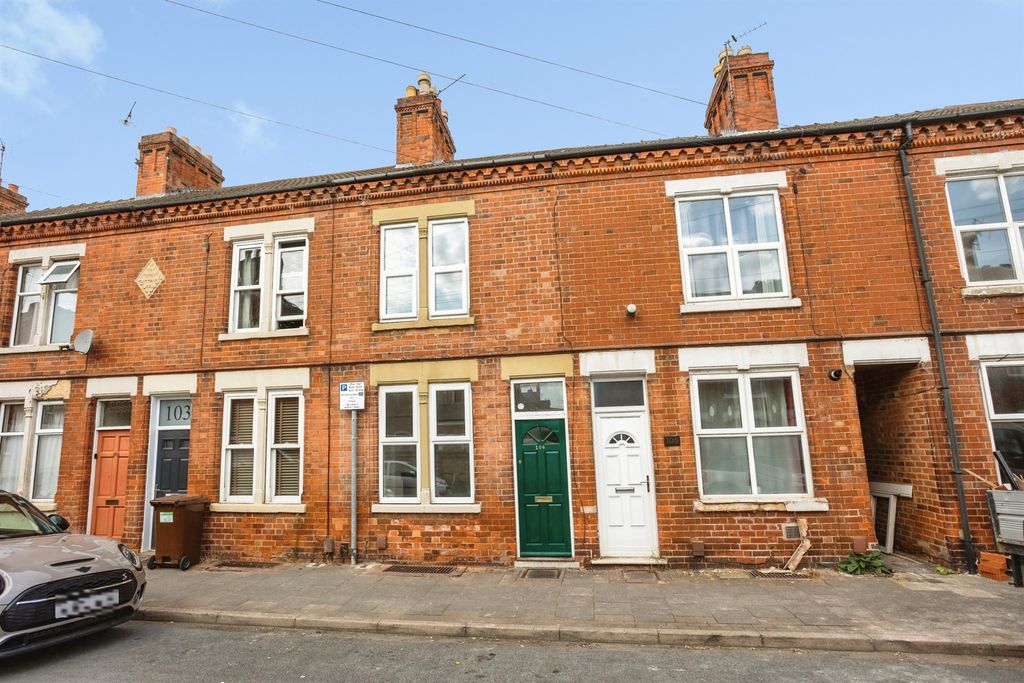 Property photo 1 of 16