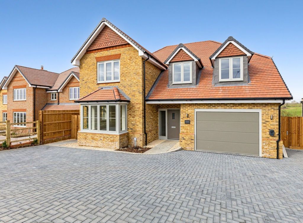 Property photo 1 of 23