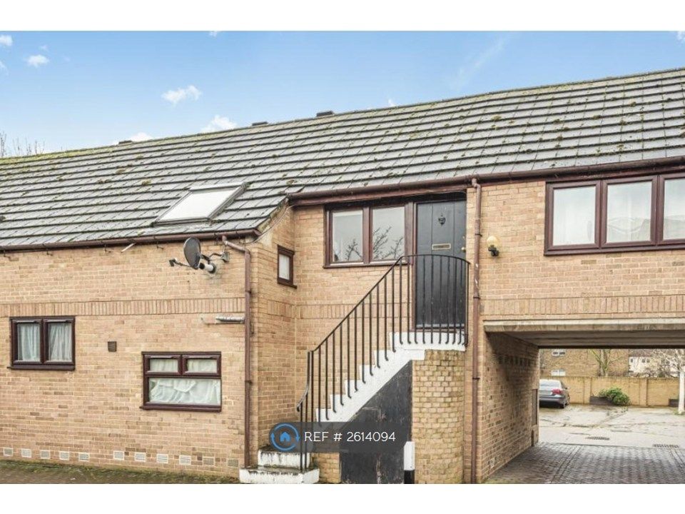 Property photo 1 of 10 External