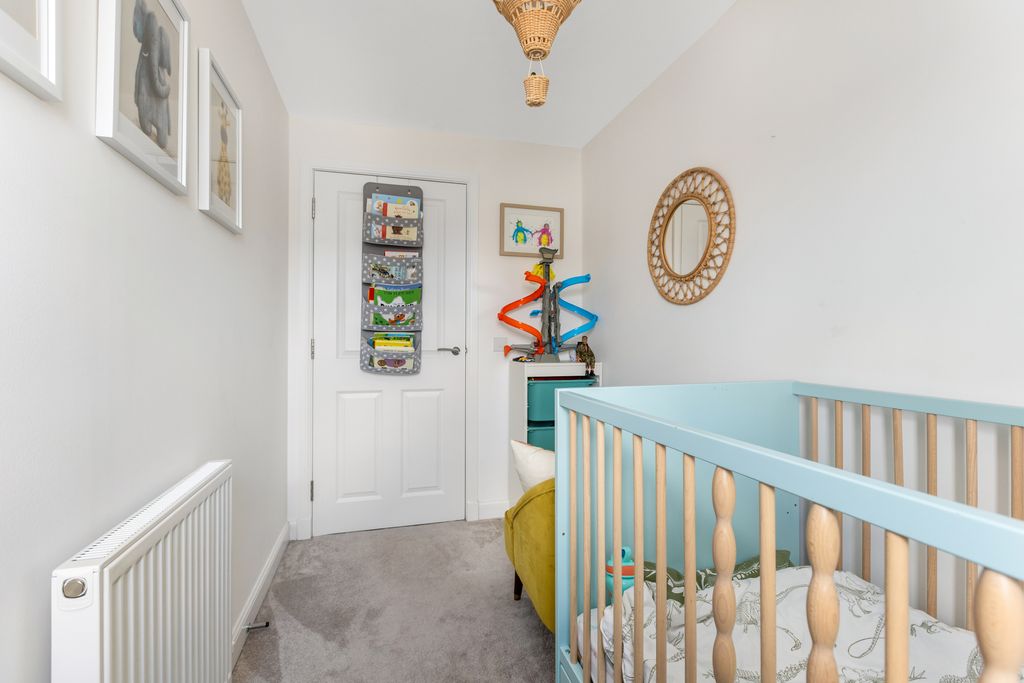 Additional image 16 of 3 bed terraced house for sale27 Arkaig Gardens, Burdiehouse, Edinburgh EH17