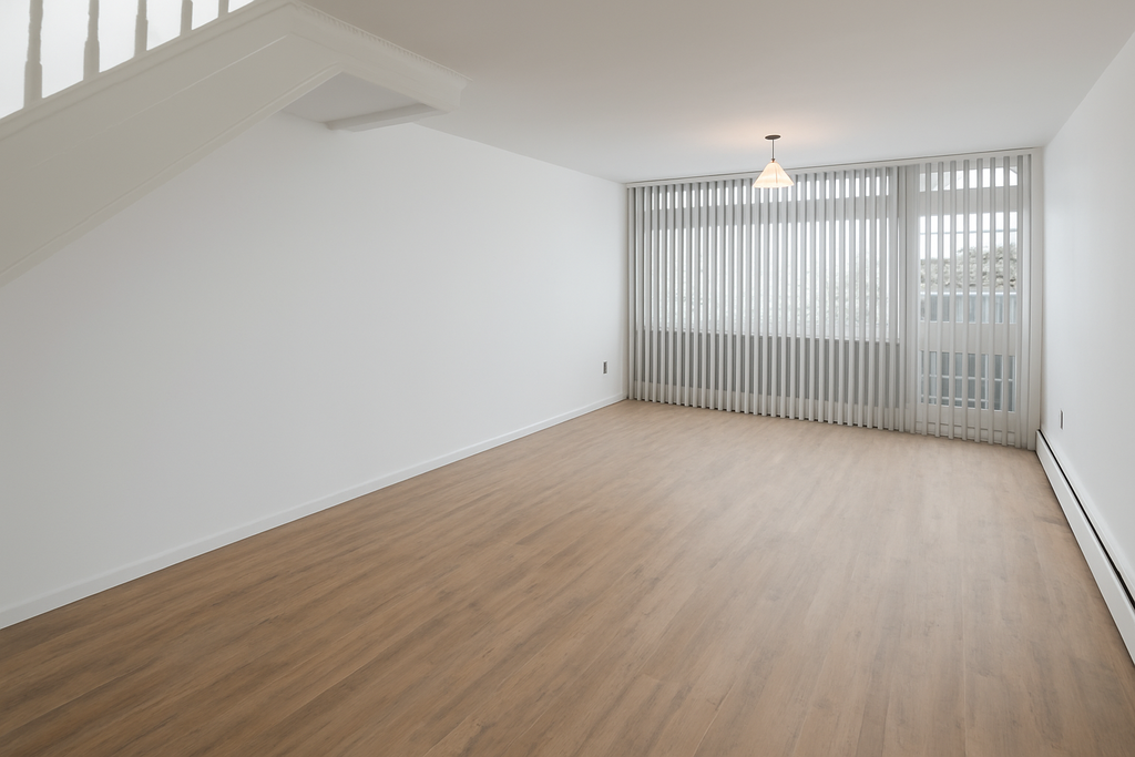 Property photo 1 of 12 Photo 4