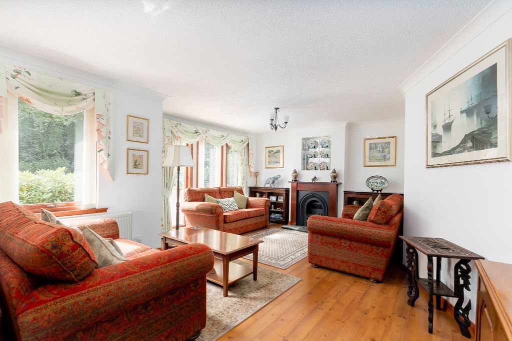 Property photo 2 of 26 Picture No. 31