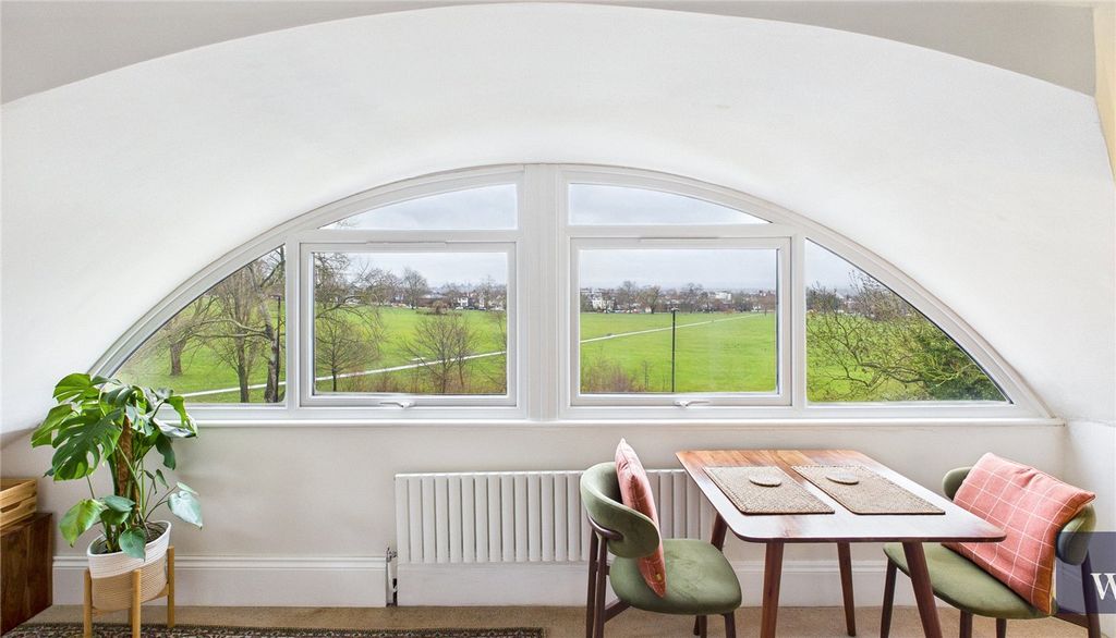 Property photo 3 of 12 Picture No. 03