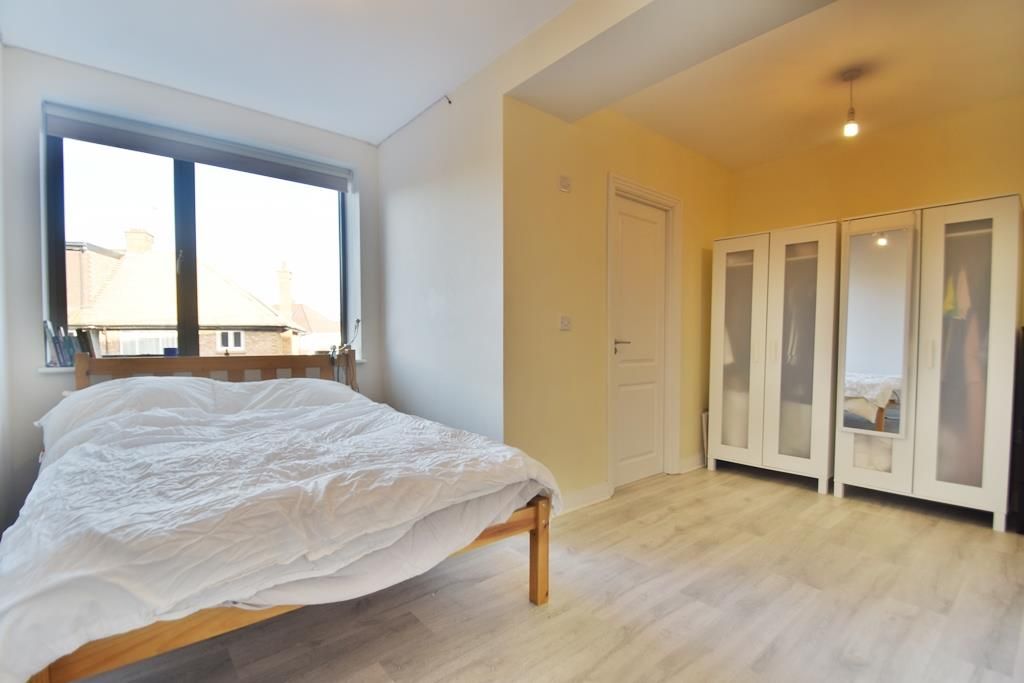 Property photo 2 of 8 Bedroom 1