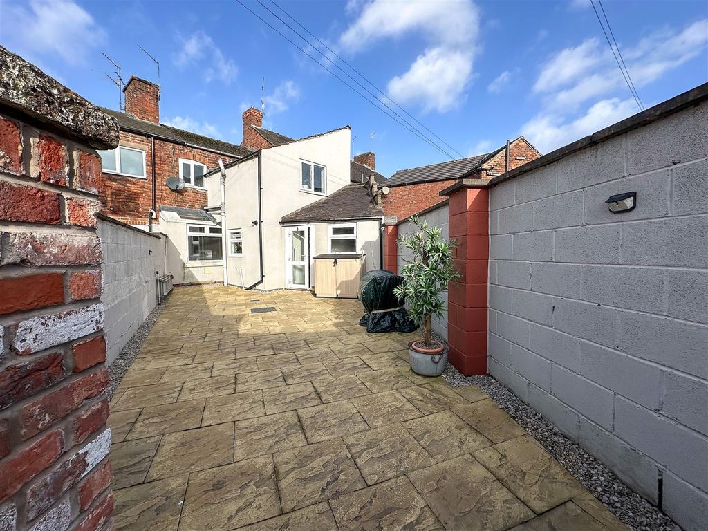 Property photo 1 of 21