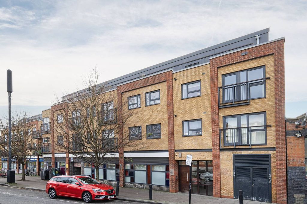 Property photo 1 of 6