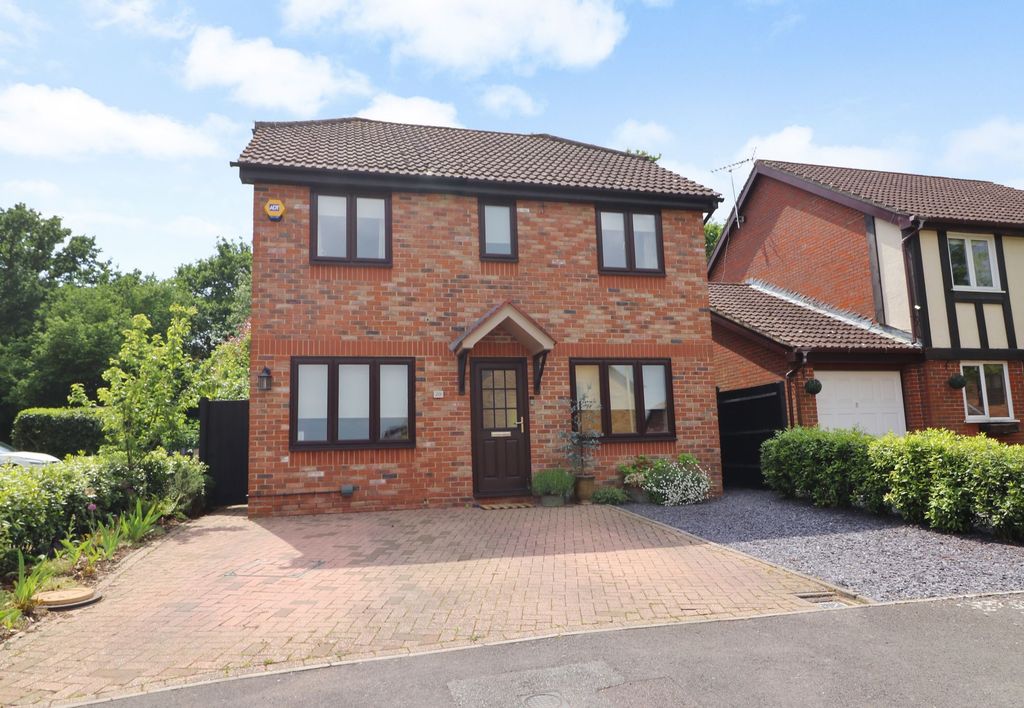 Property photo 1 of 24