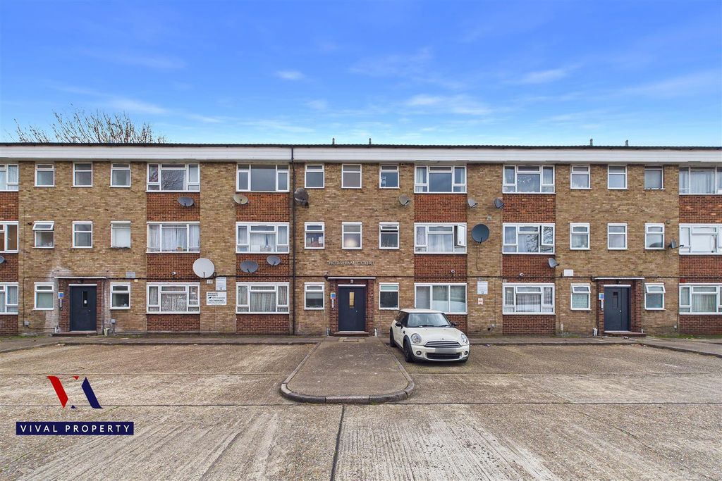 Property photo 1 of 21 Cam03118G0-Pr0285-Still022.Jpg