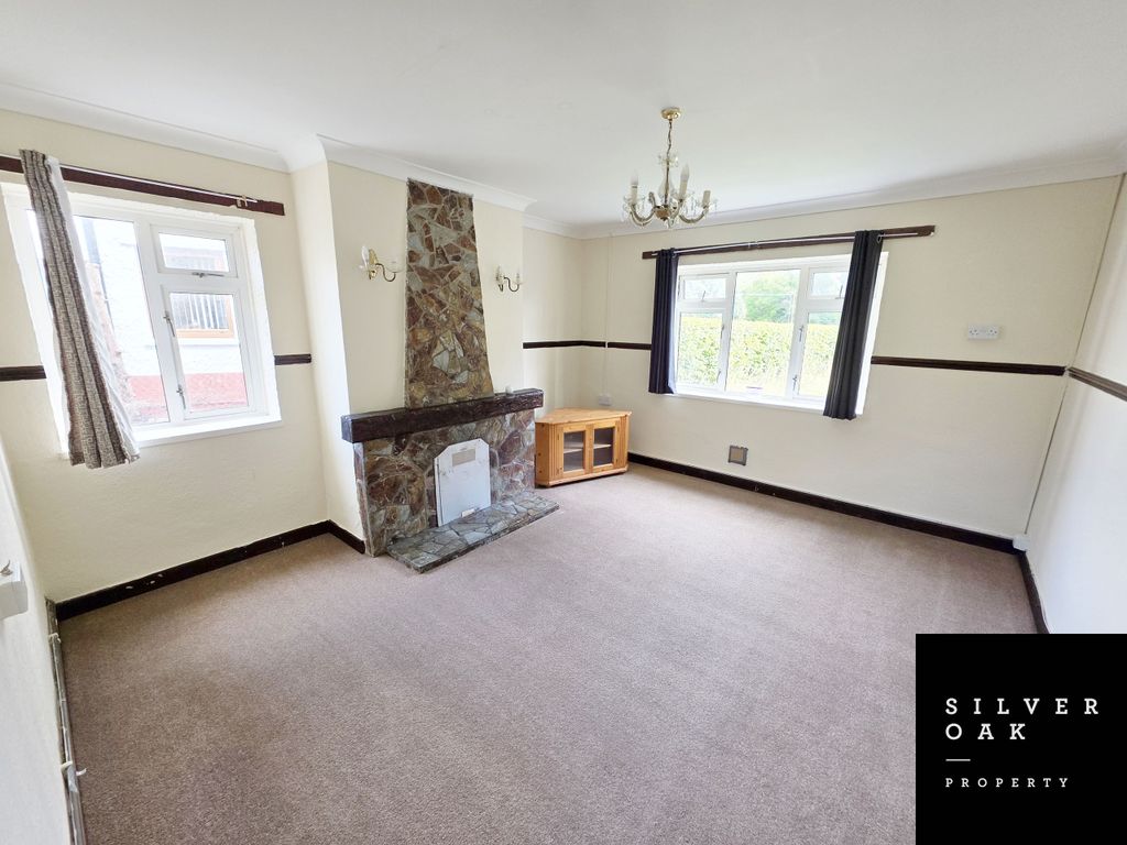 Property photo 2 of 8 2