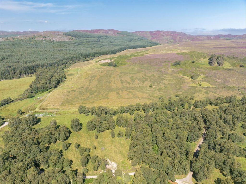 Property photo 2 of 7 Dji_0914.Jpg