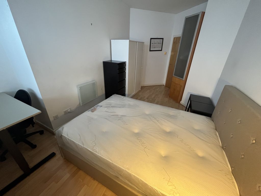 Property photo 3 of 4