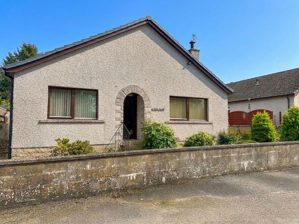 Property photo 1 of 28