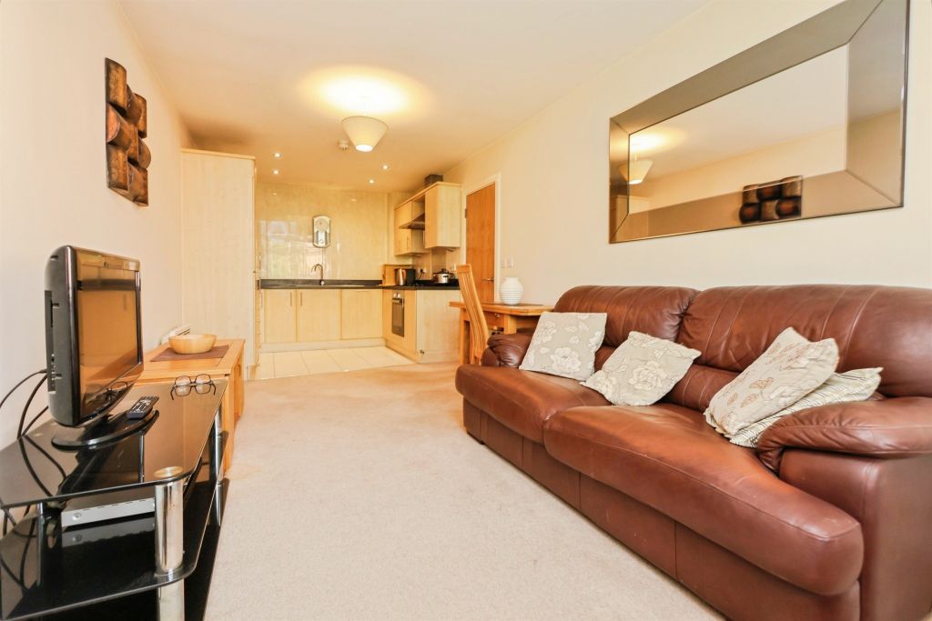 Property photo 3 of 10