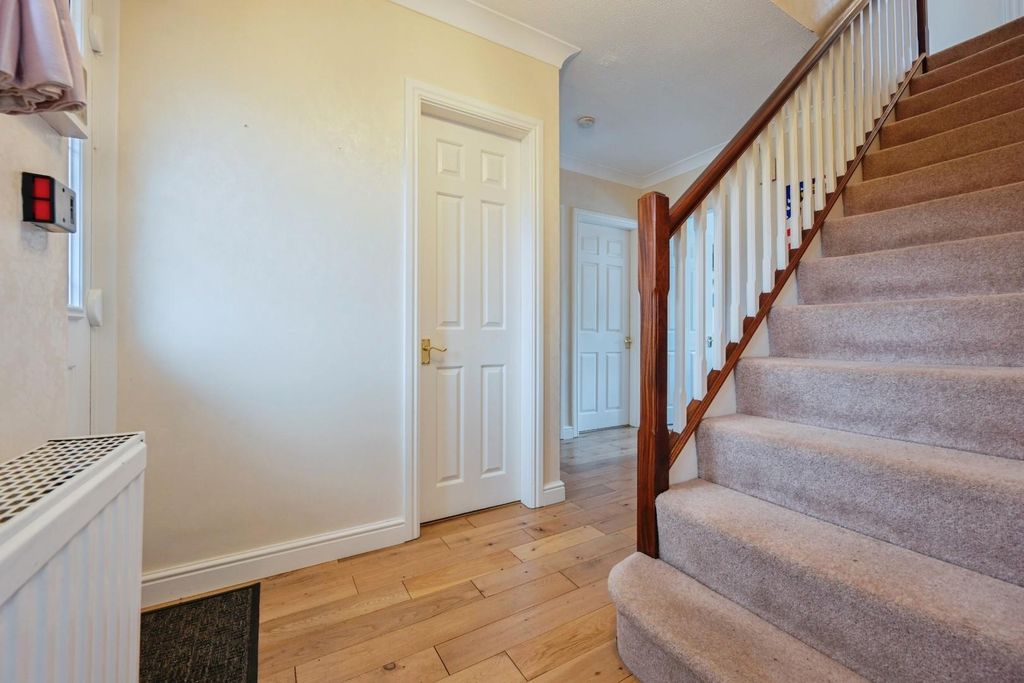 Property photo 3 of 27 29Gleneagles-24.Jpg