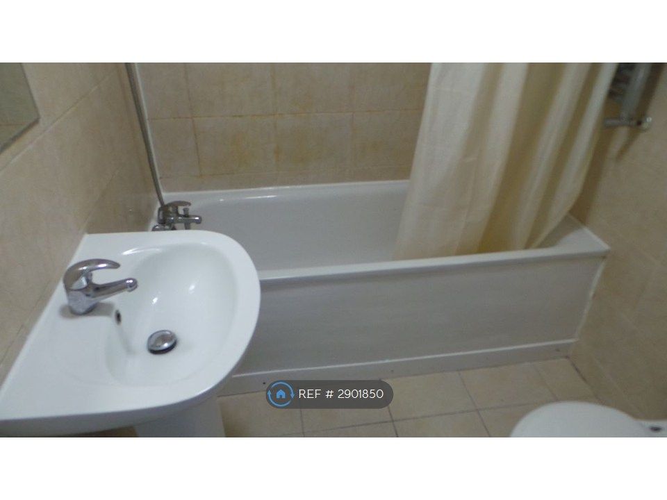 Property photo 3 of 4