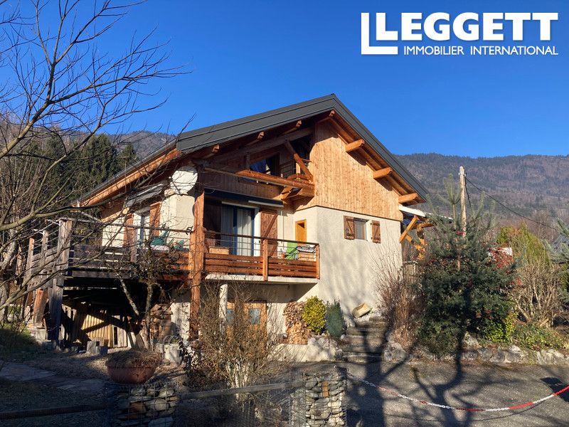 Property photo 2 of 10