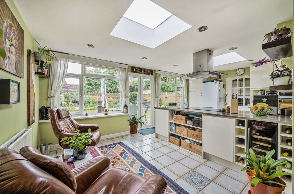 Property photo 3 of 25 1290011-17-6825B3...
