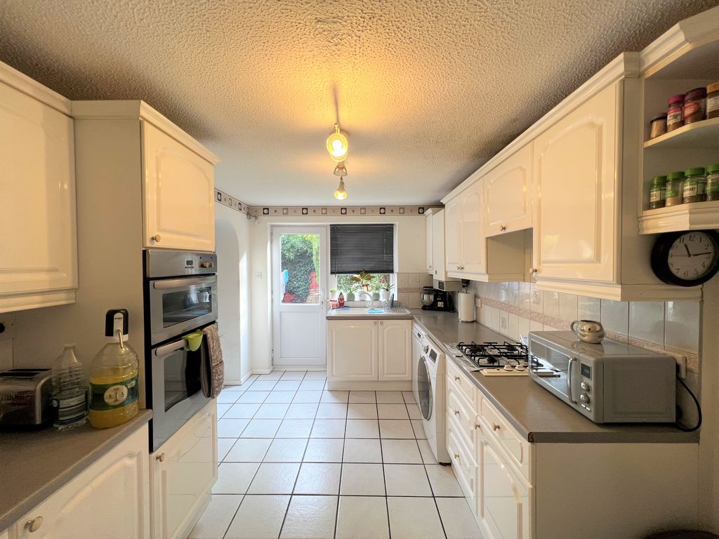 Property photo 2 of 12 Image