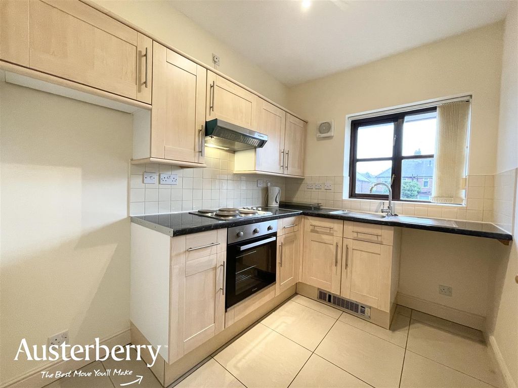Property photo 2 of 7
