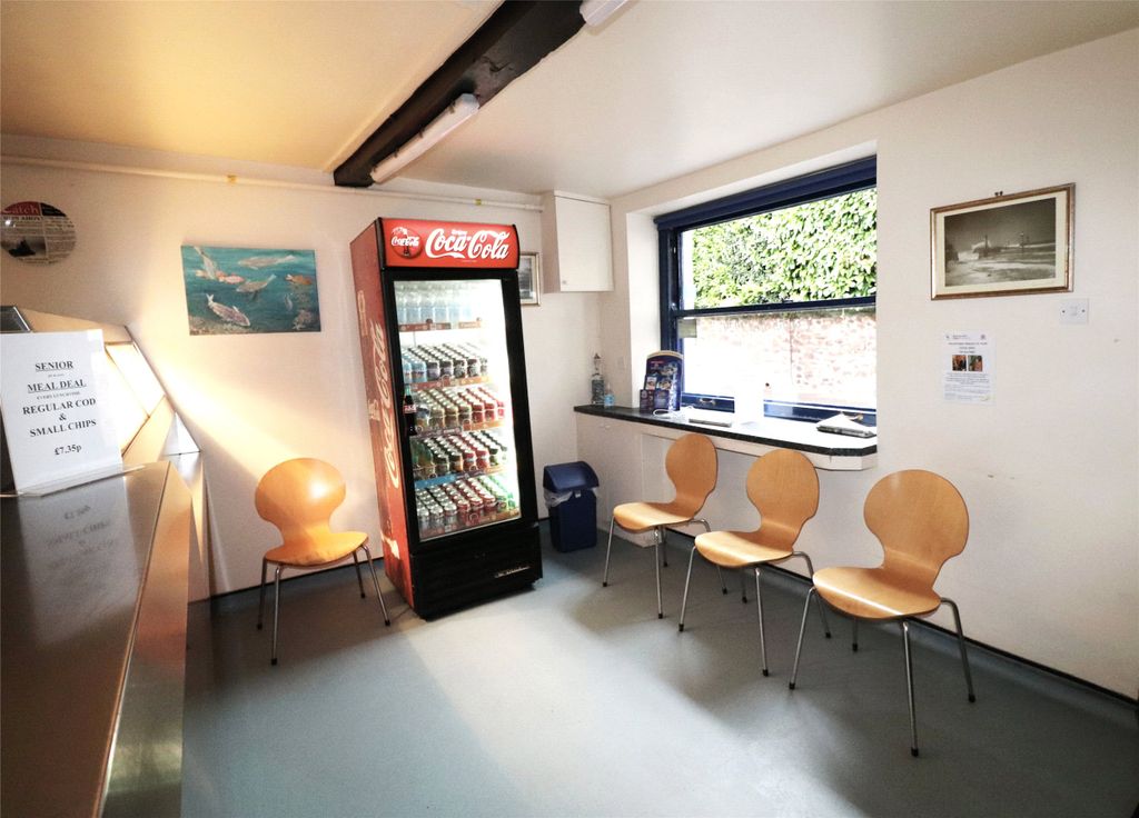 Property photo 2 of 12 Picture No. 03