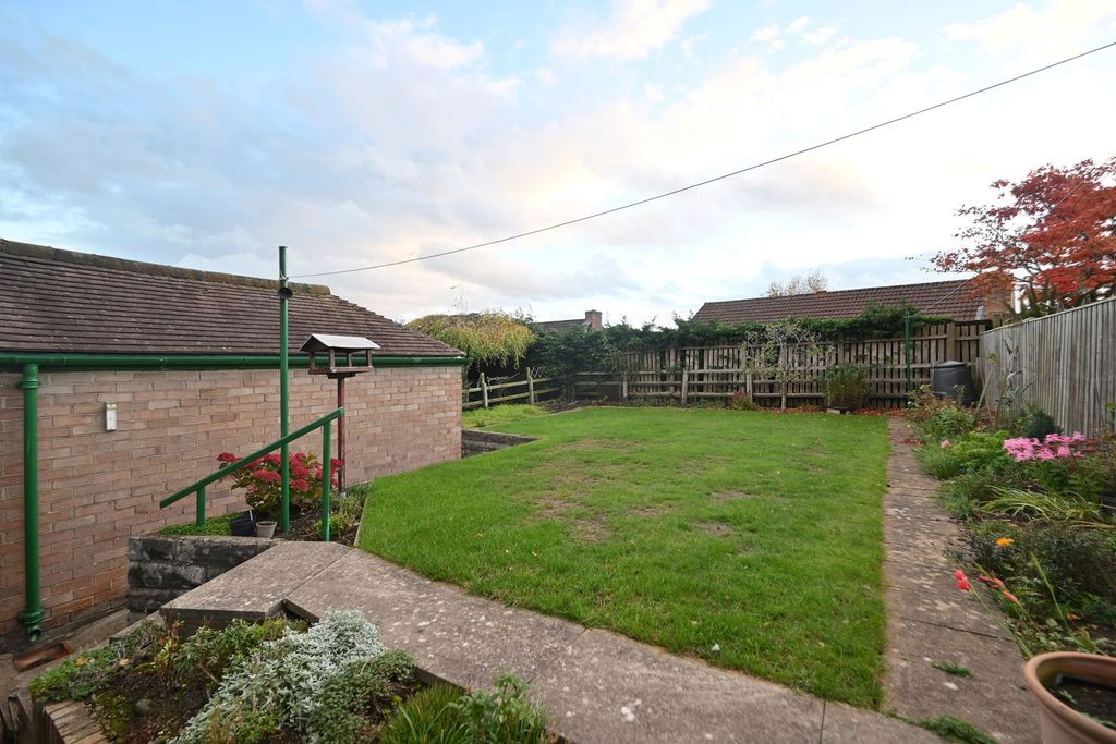 Property photo 3 of 20