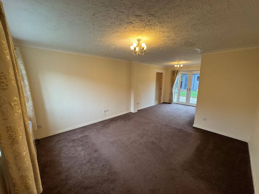 Property photo 3 of 13 Image