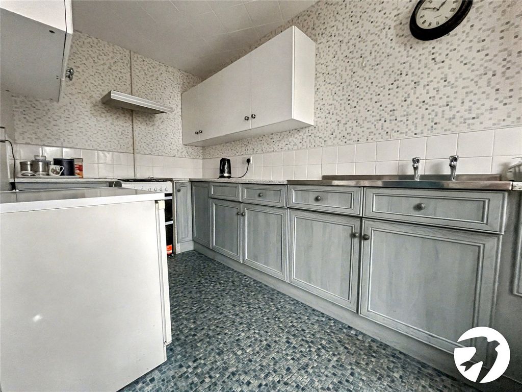 Property photo 3 of 14 Picture No. 13