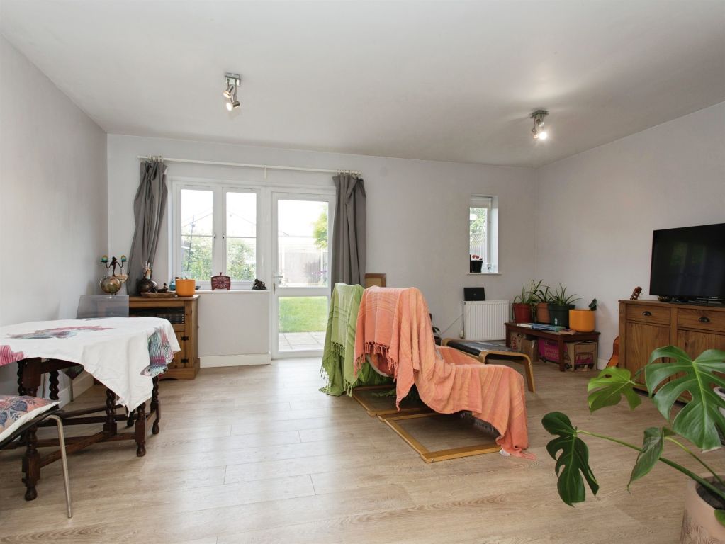 Property photo 3 of 14