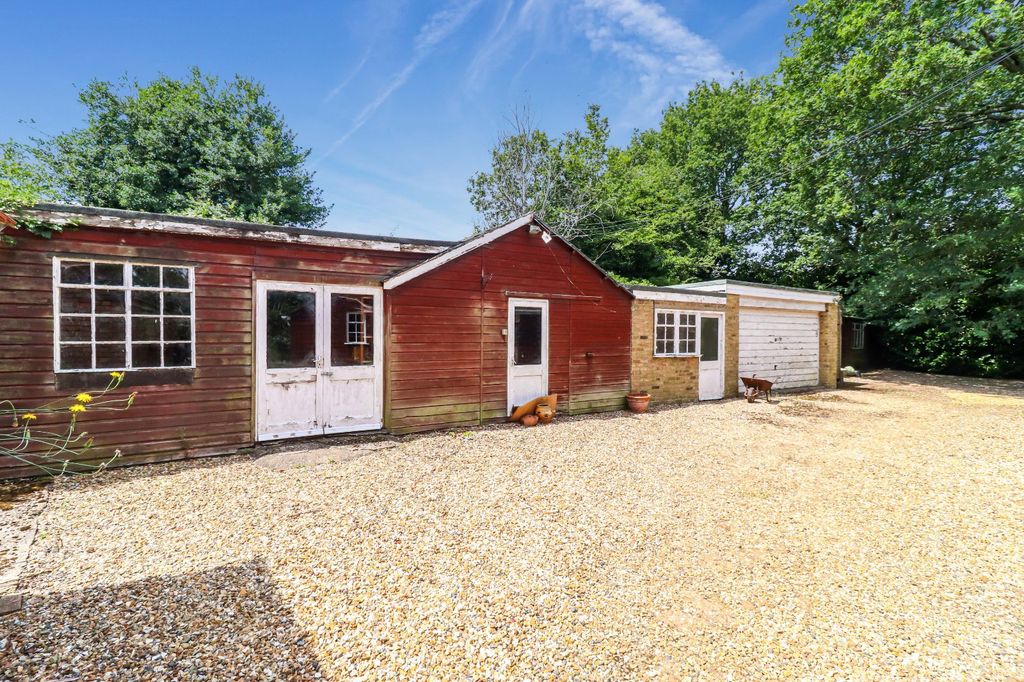 Property photo 3 of 14 Outbuildings