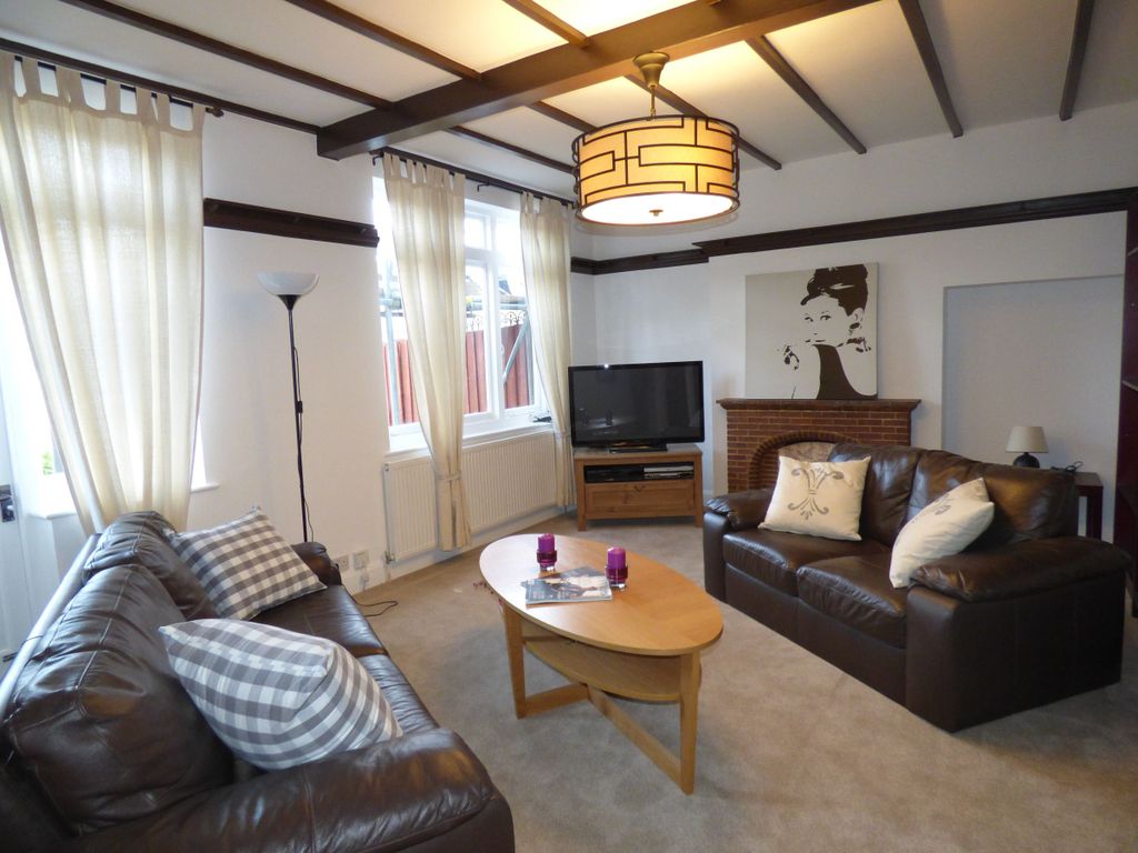 Property photo 2 of 17