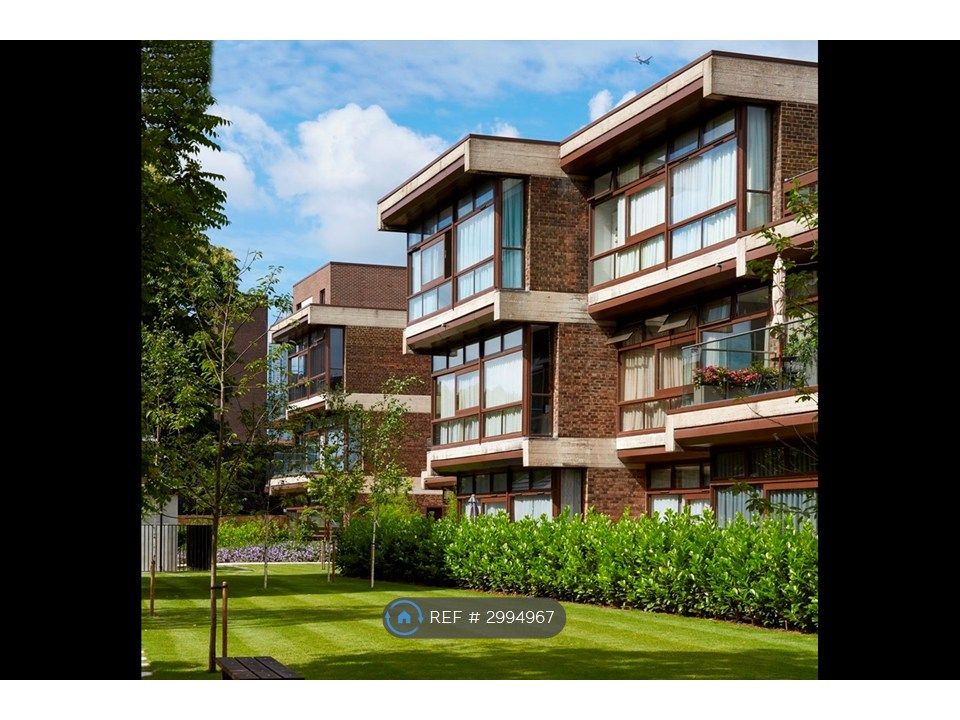 Property photo 1 of 24 Established Gardens And Exterior View Of Flat