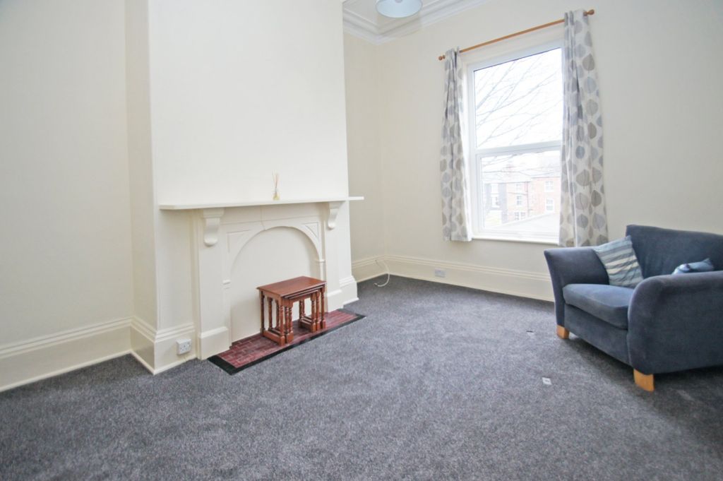 Property photo 2 of 8 Picture No. 06