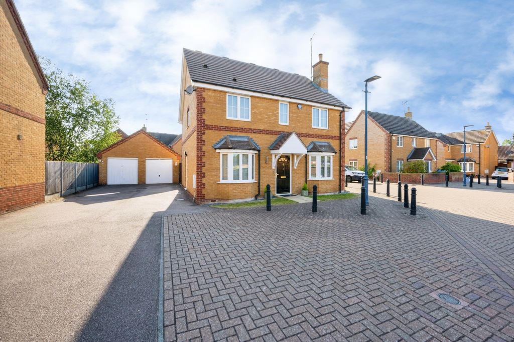Property photo 2 of 34 Pbox-Img.Jpg