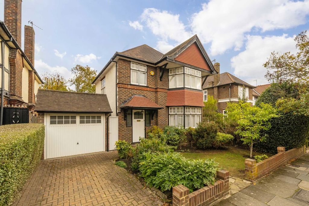 Property photo 1 of 7