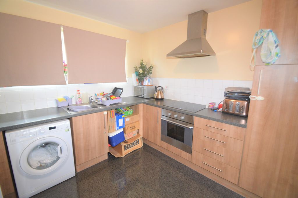 Property photo 3 of 5