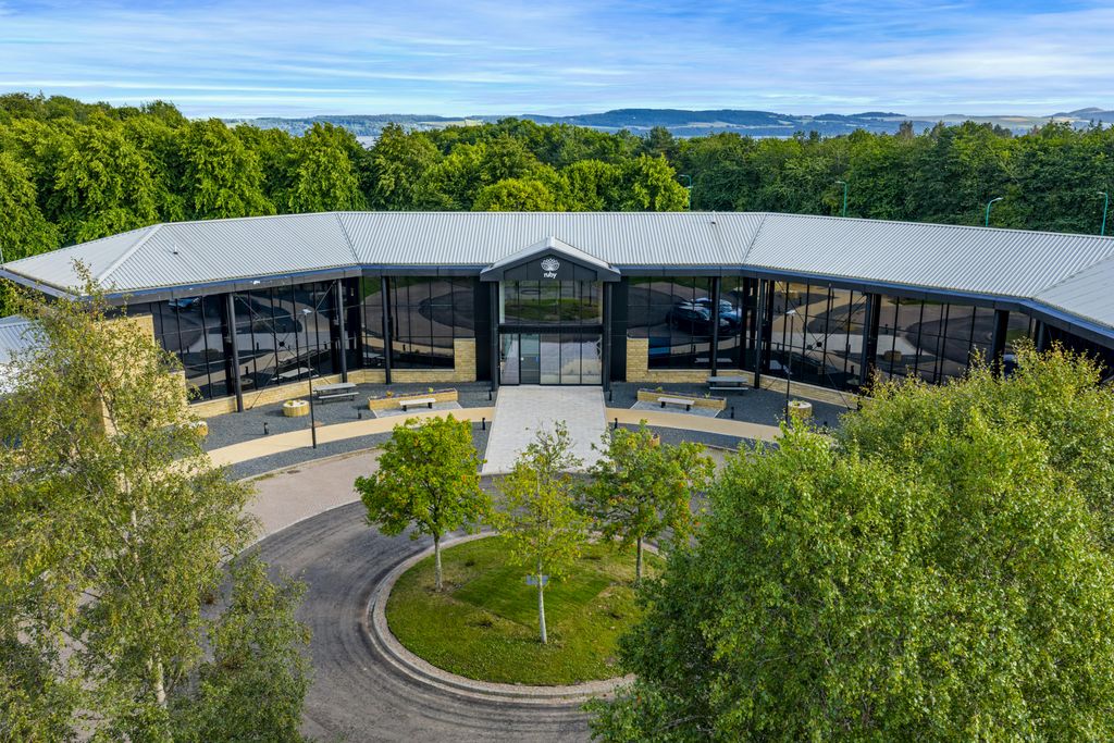 Property photo 1 of 11 1F G  H.Jpg