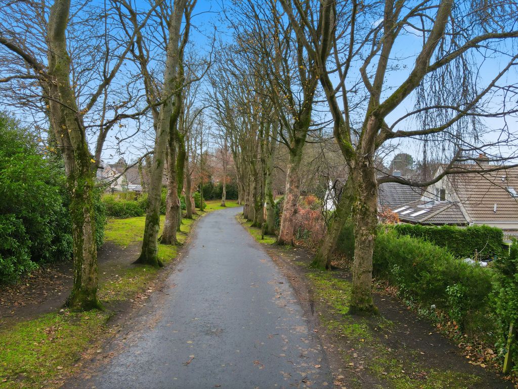 Property photo 2 of 26