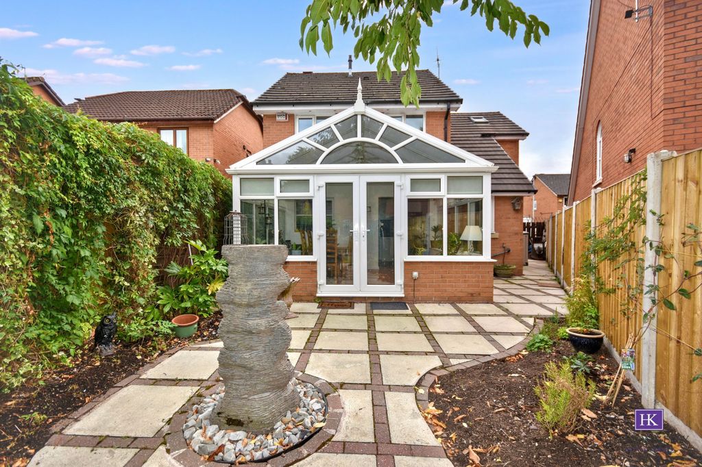 Property photo 2 of 23
