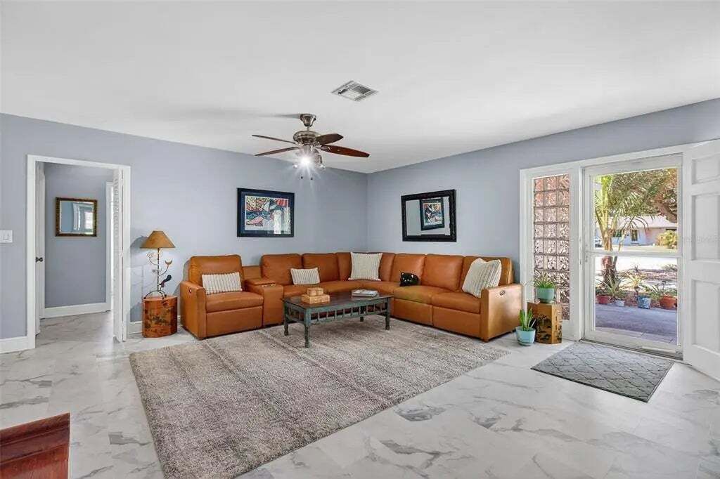 Property photo 2 of 20 <Alttext/>