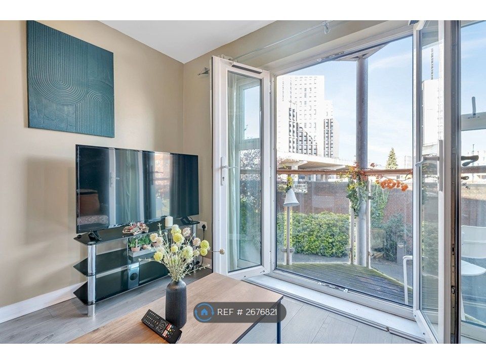 Property photo 3 of 27