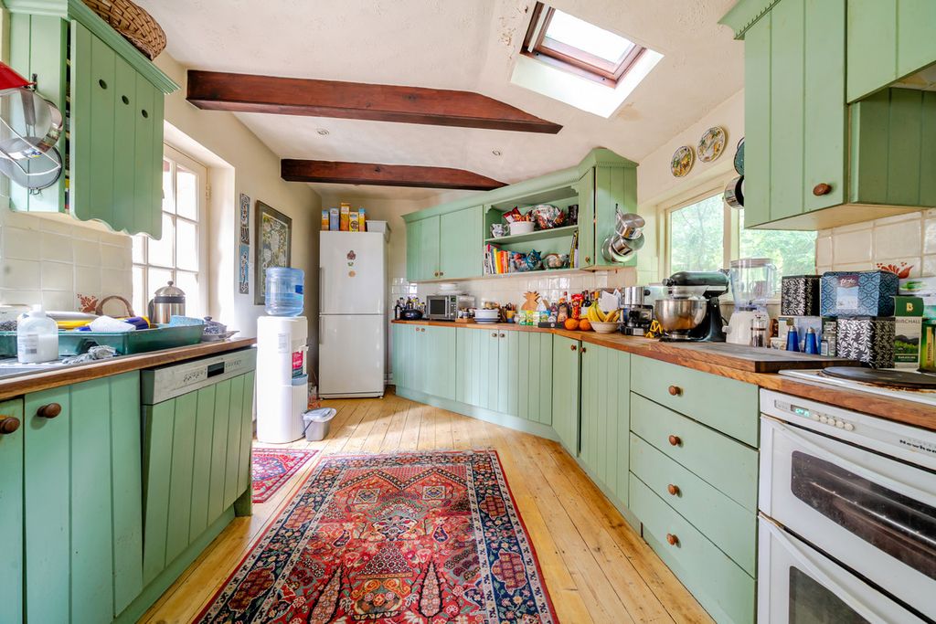 Property photo 1 of 19
