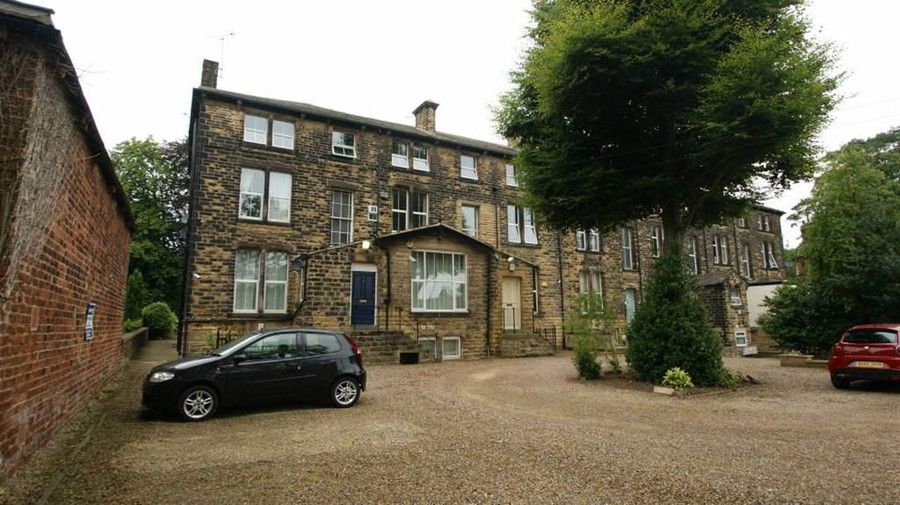 Property photo 2 of 14