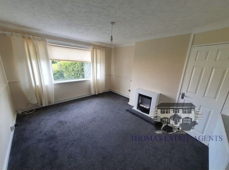 Property photo 2 of 9 Lounge