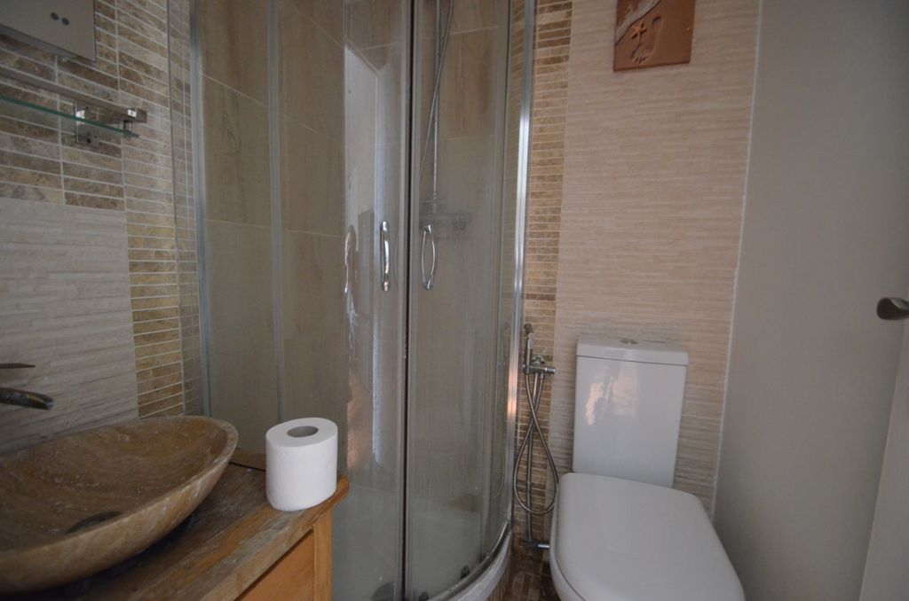 Property photo 3 of 8 Dsc_1027