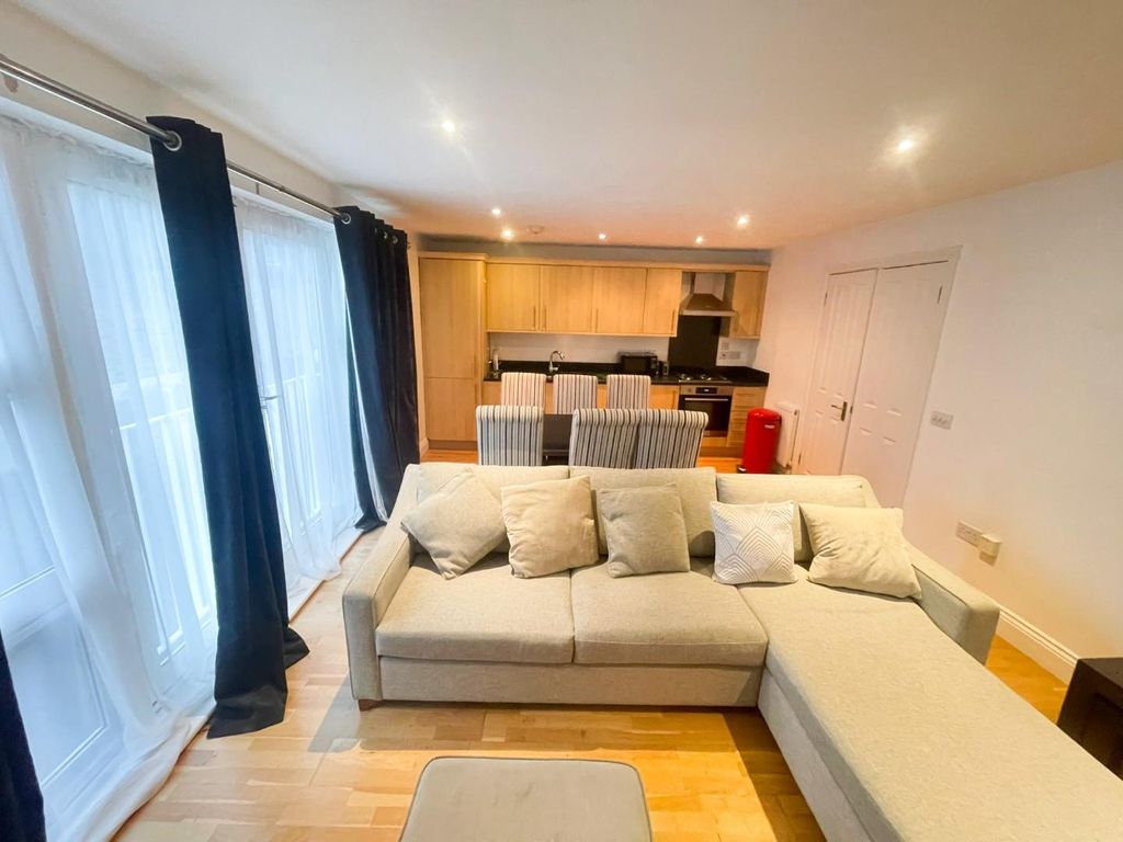 Property photo 3 of 10 02.Jpg