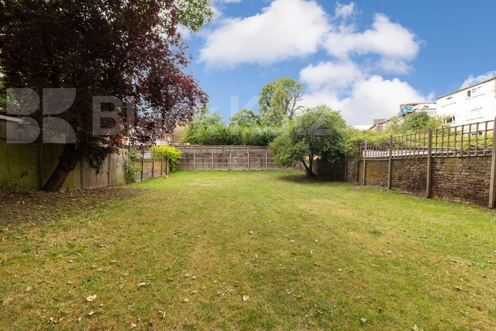 Property photo 2 of 2