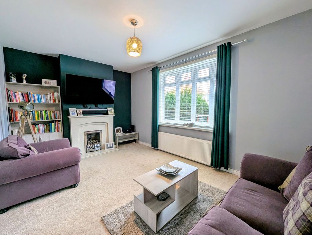 Property photo 3 of 23